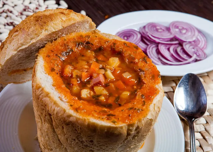 ホテル ベラ ムジカ ブラショフ